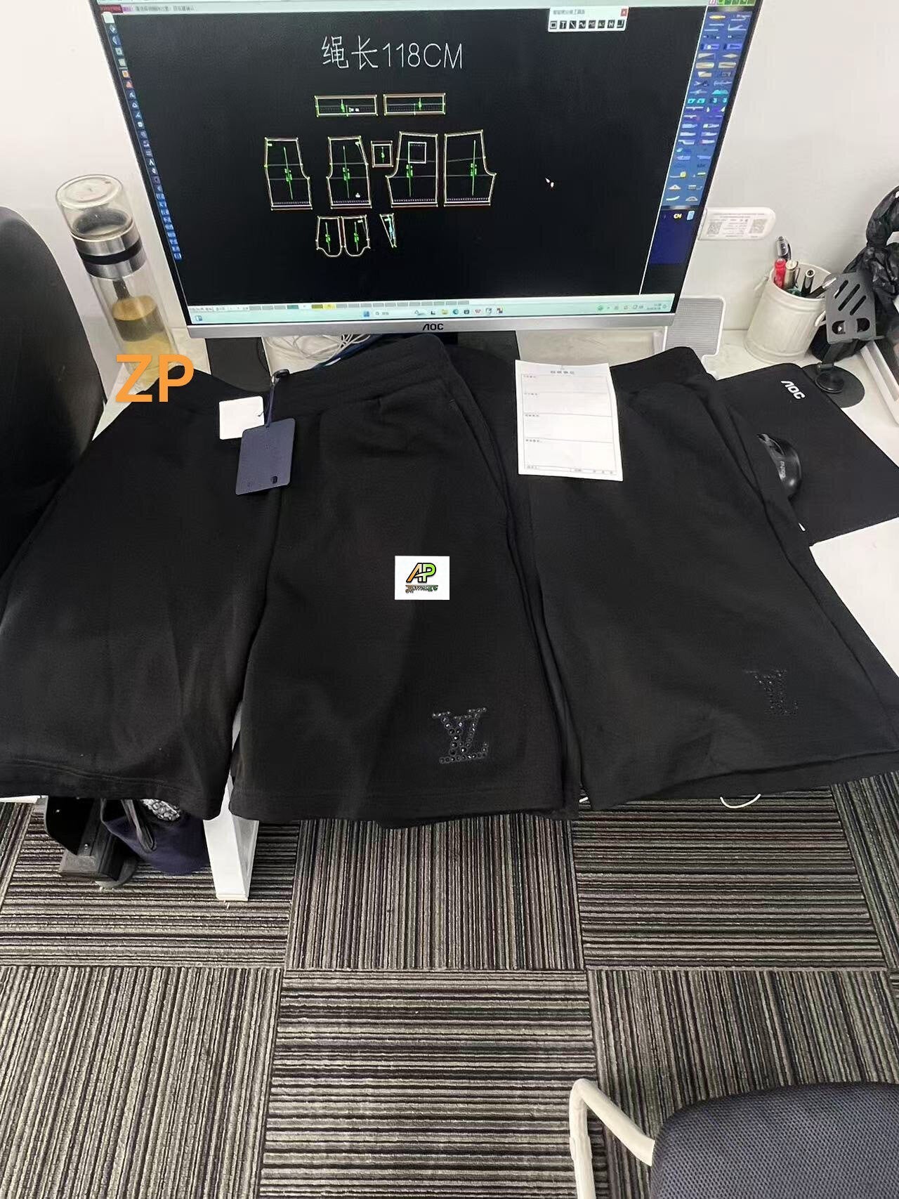 Louis Vuitton 25SS Embellished Knit Shorts