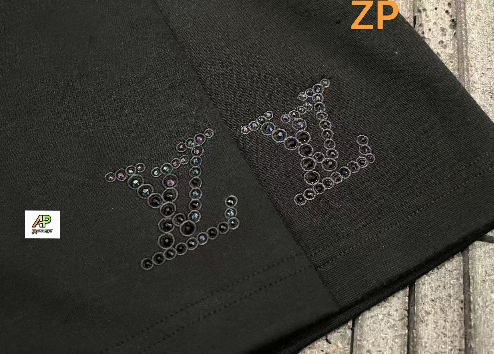 Louis Vuitton 25SS Embellished Knit Shorts