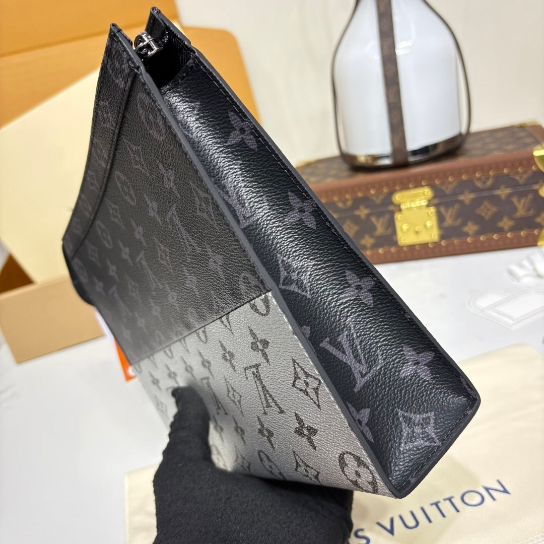 Louis Vuitton Pochette Voyage Medium Eclipse