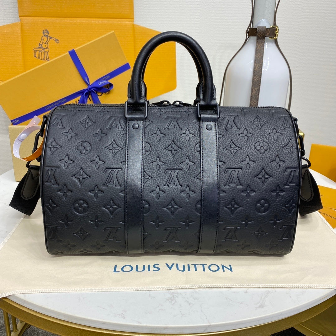 Louis Vuitton Keepall Bandoulière 35 Handbag