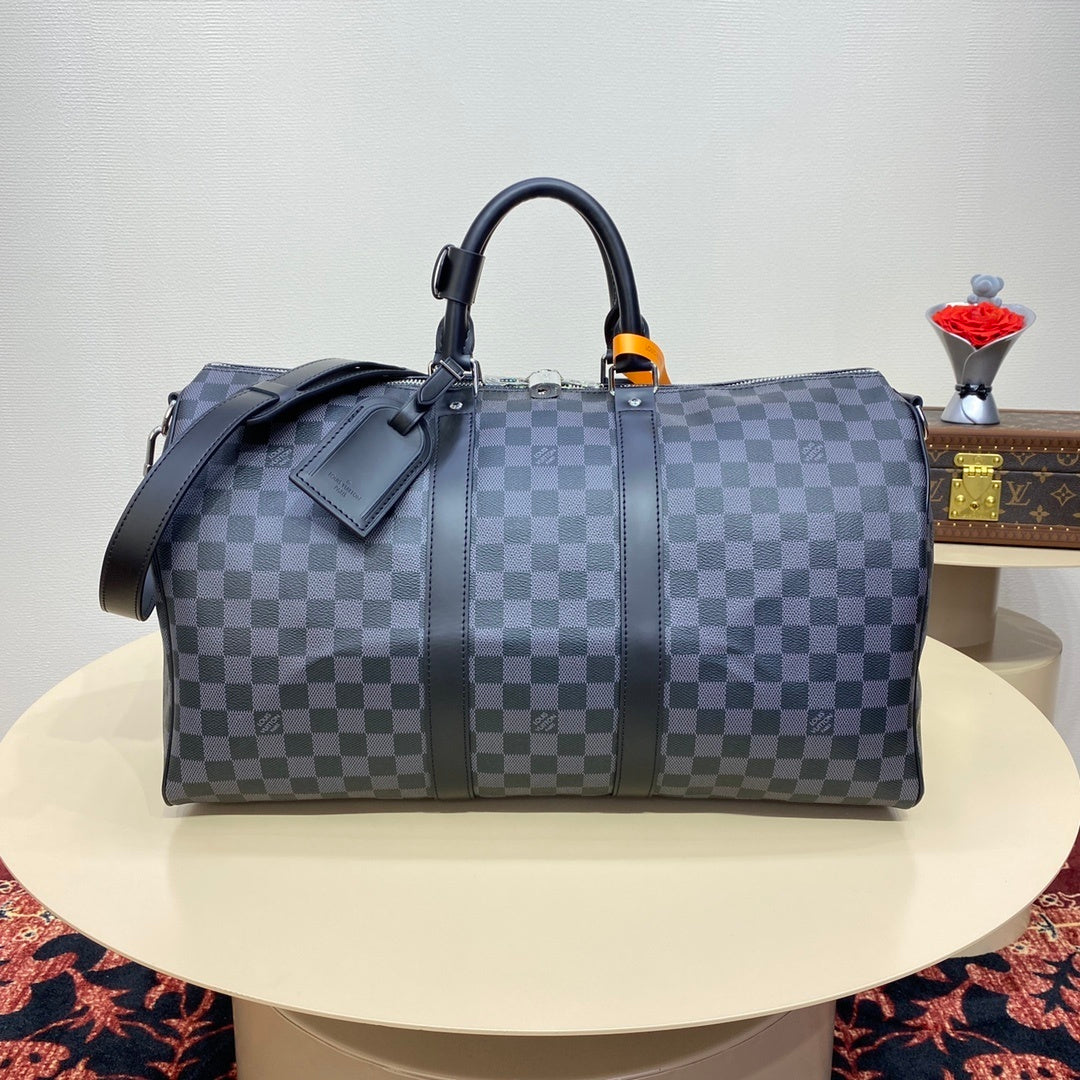 Louis Vuitton Keepall Bandoulière 45 Travel Bag