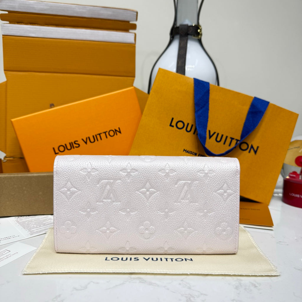 Louis Vuitton Sarah Wallet