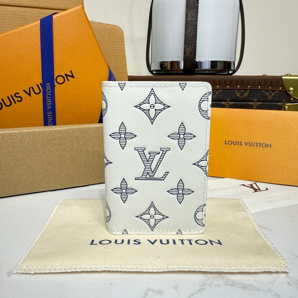 Louis Vuitton Pocket Wallet
