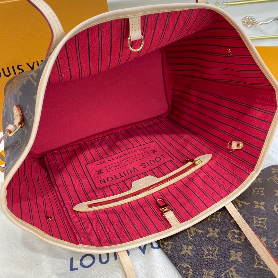 Louis Vuitton Neverfull MM Tote Bag