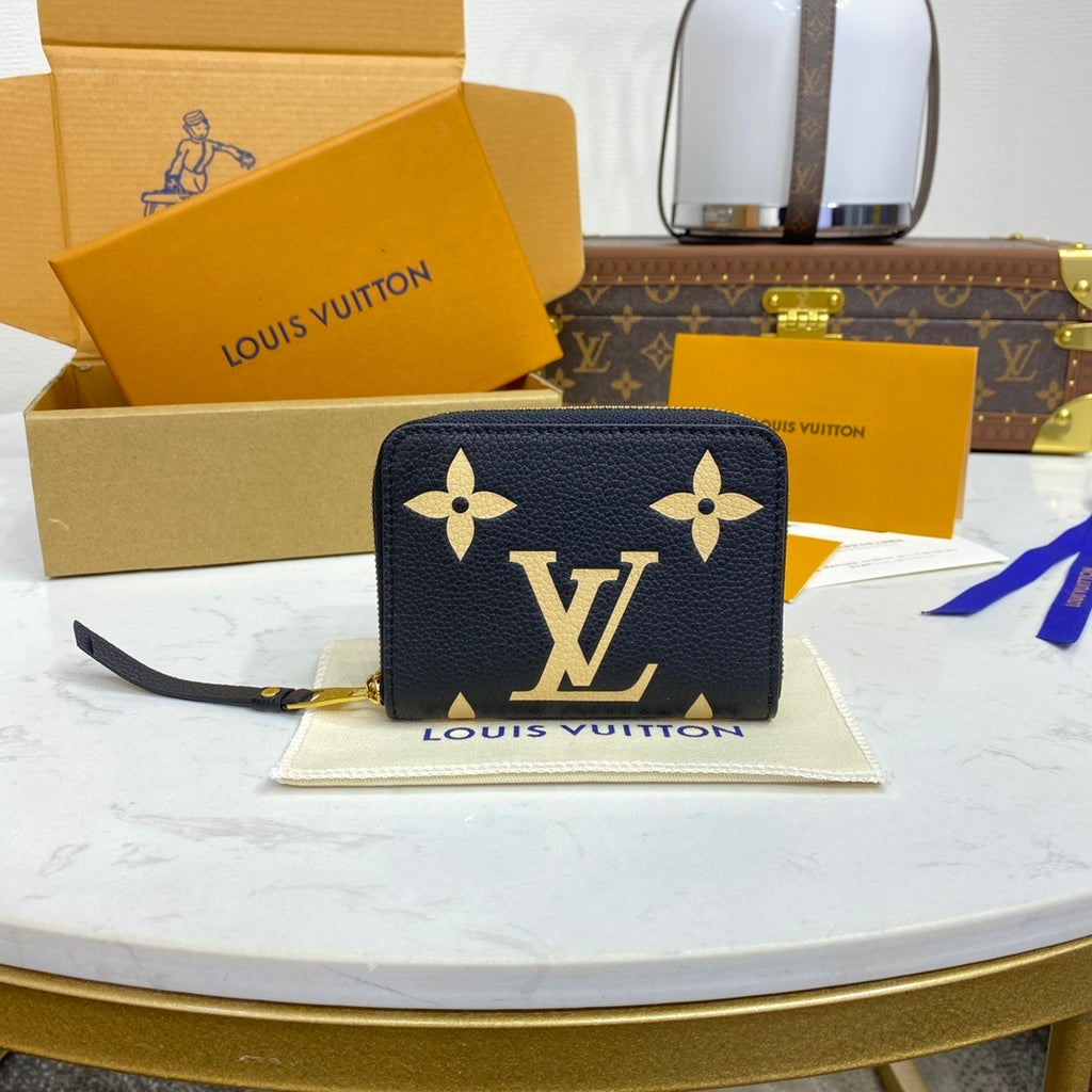 Louis Vuitton Wallet Set Gold Monogram