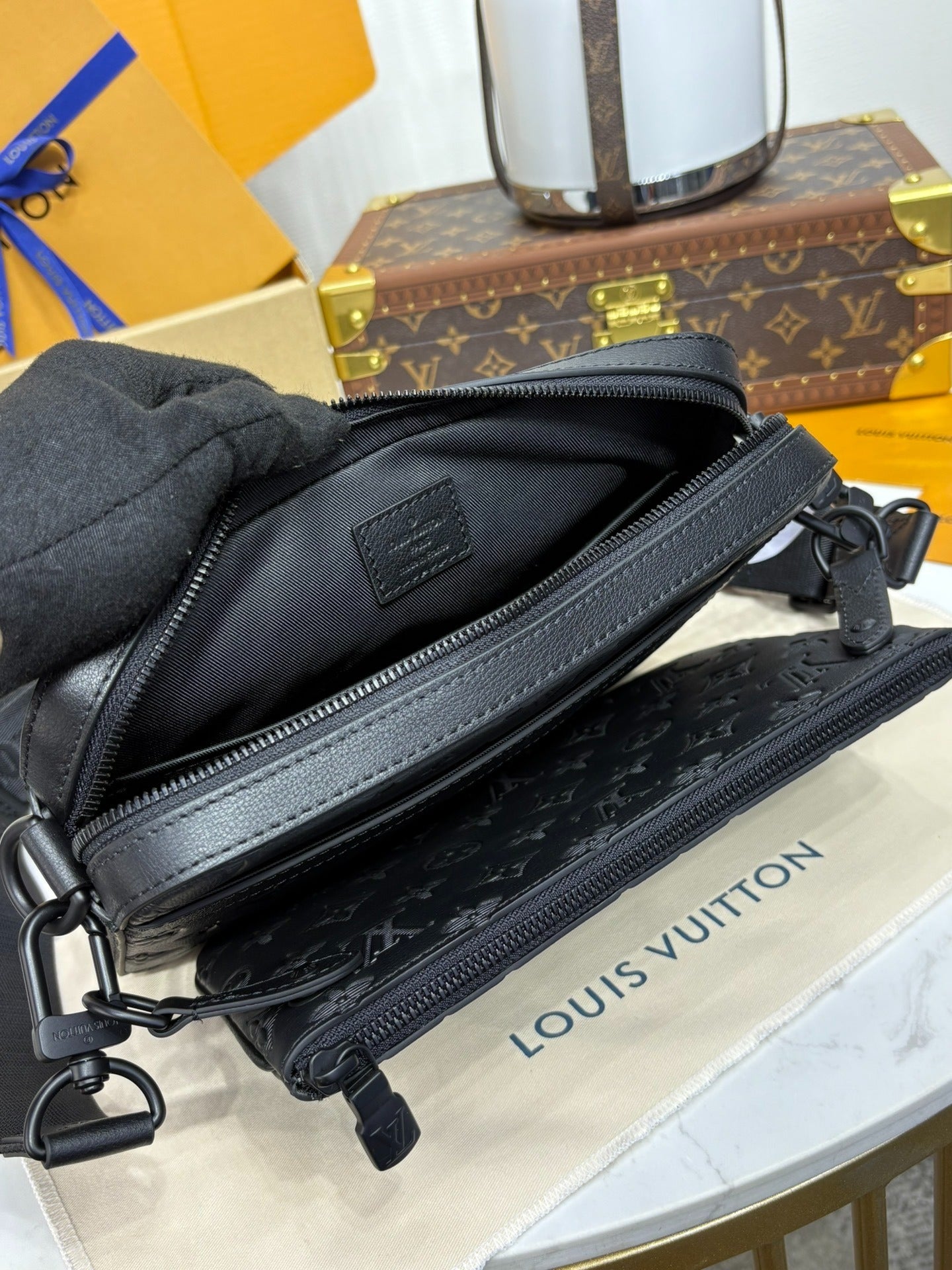 Louis Vuitton Pulse Mini Handbag
