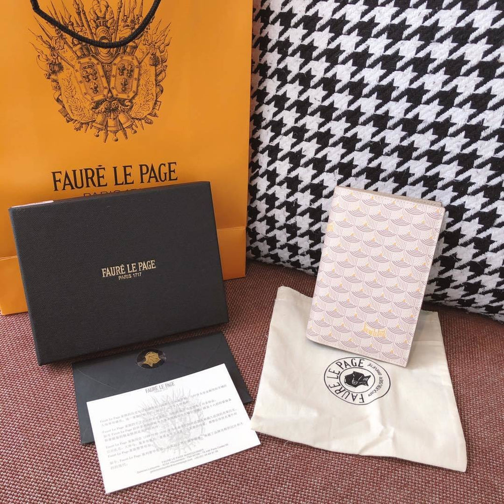 Goyard Passport Holder