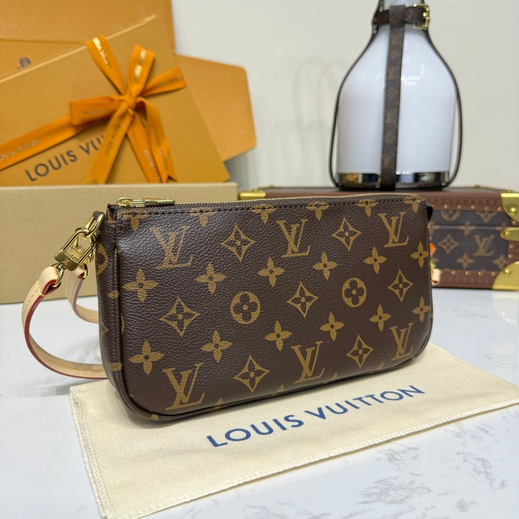 Louis Vuitton Monogram Shoulder Underarm Bag