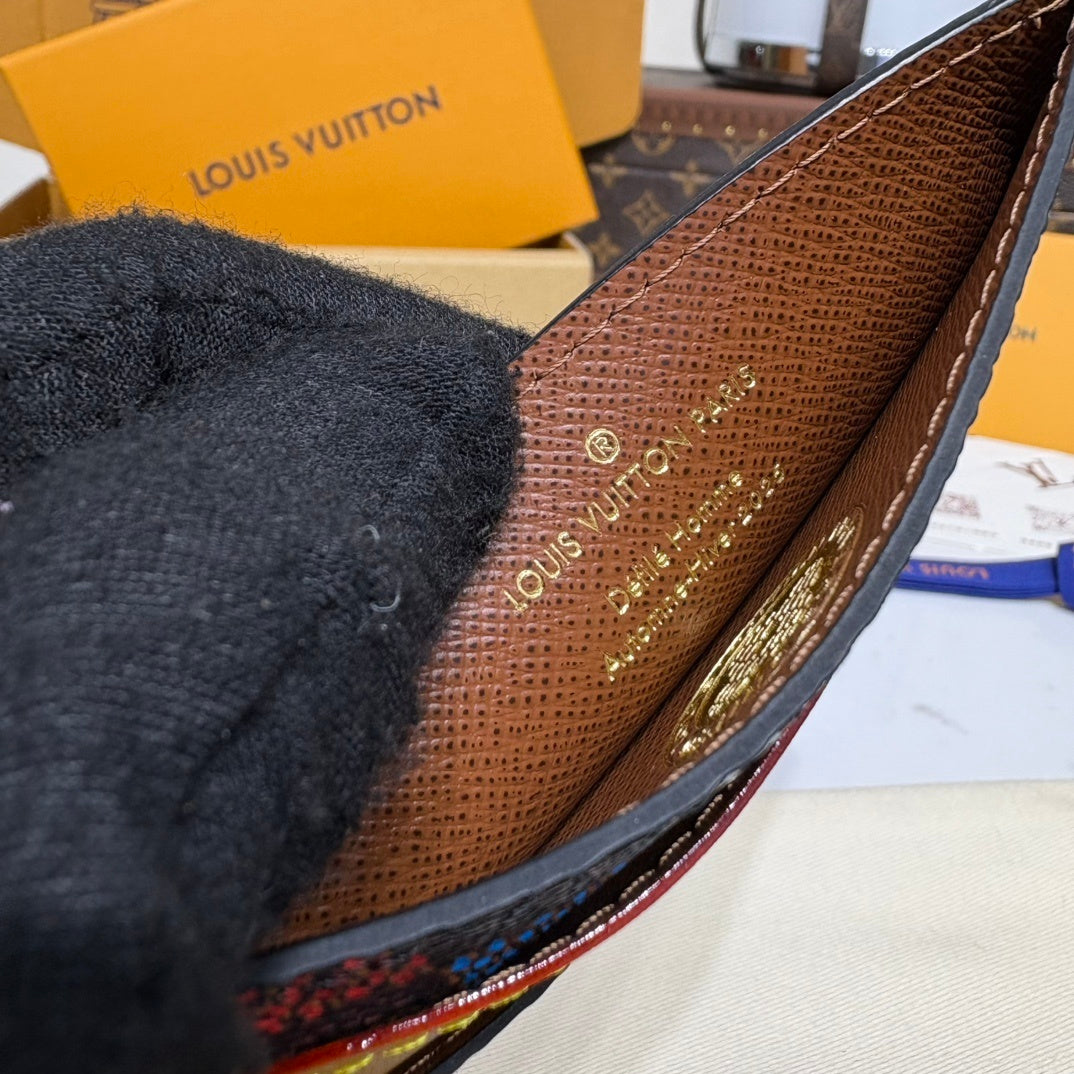 Louis Vuitton Short Wallet Vers Damier