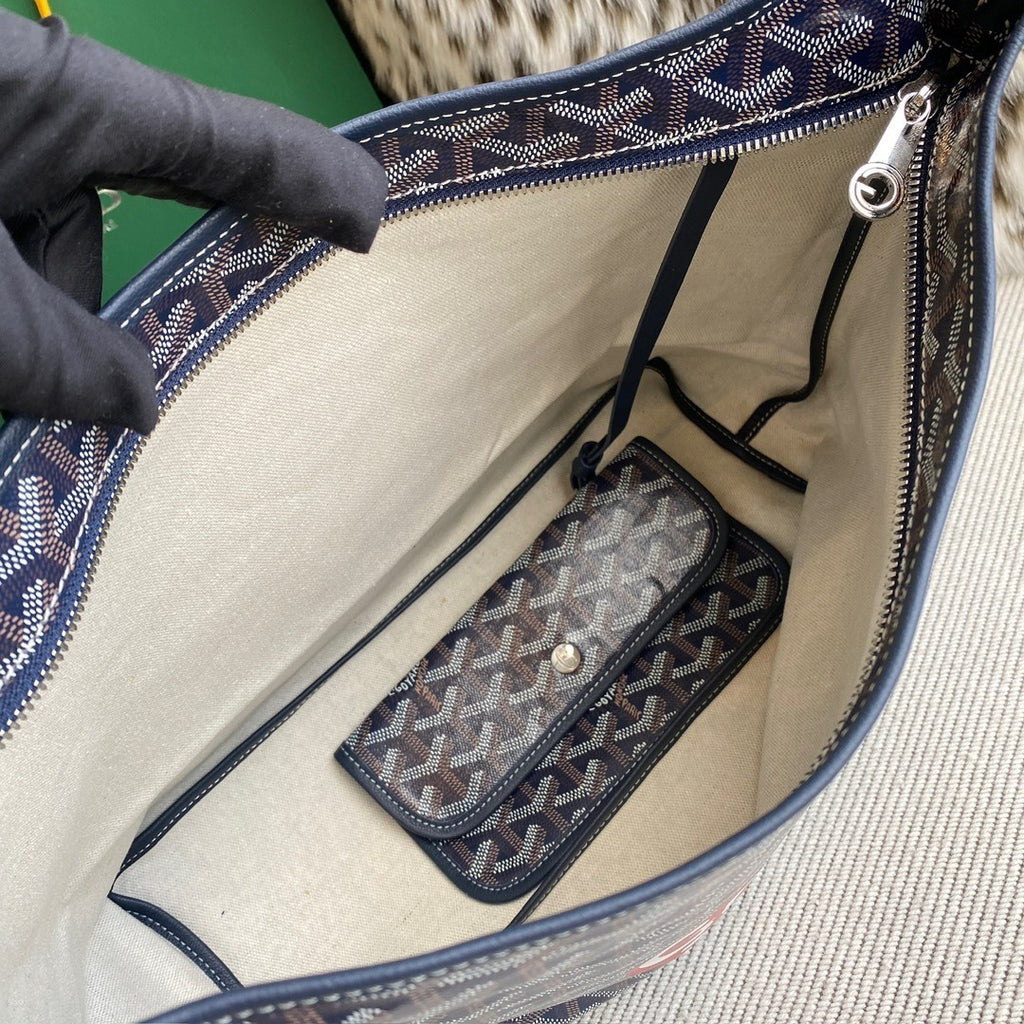 Goyard Boheme Hobo Shoulder Bag (Heart Edition)