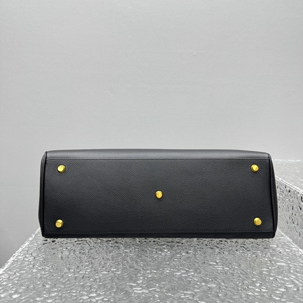 Balenciaga Carrie Carry All Handbag