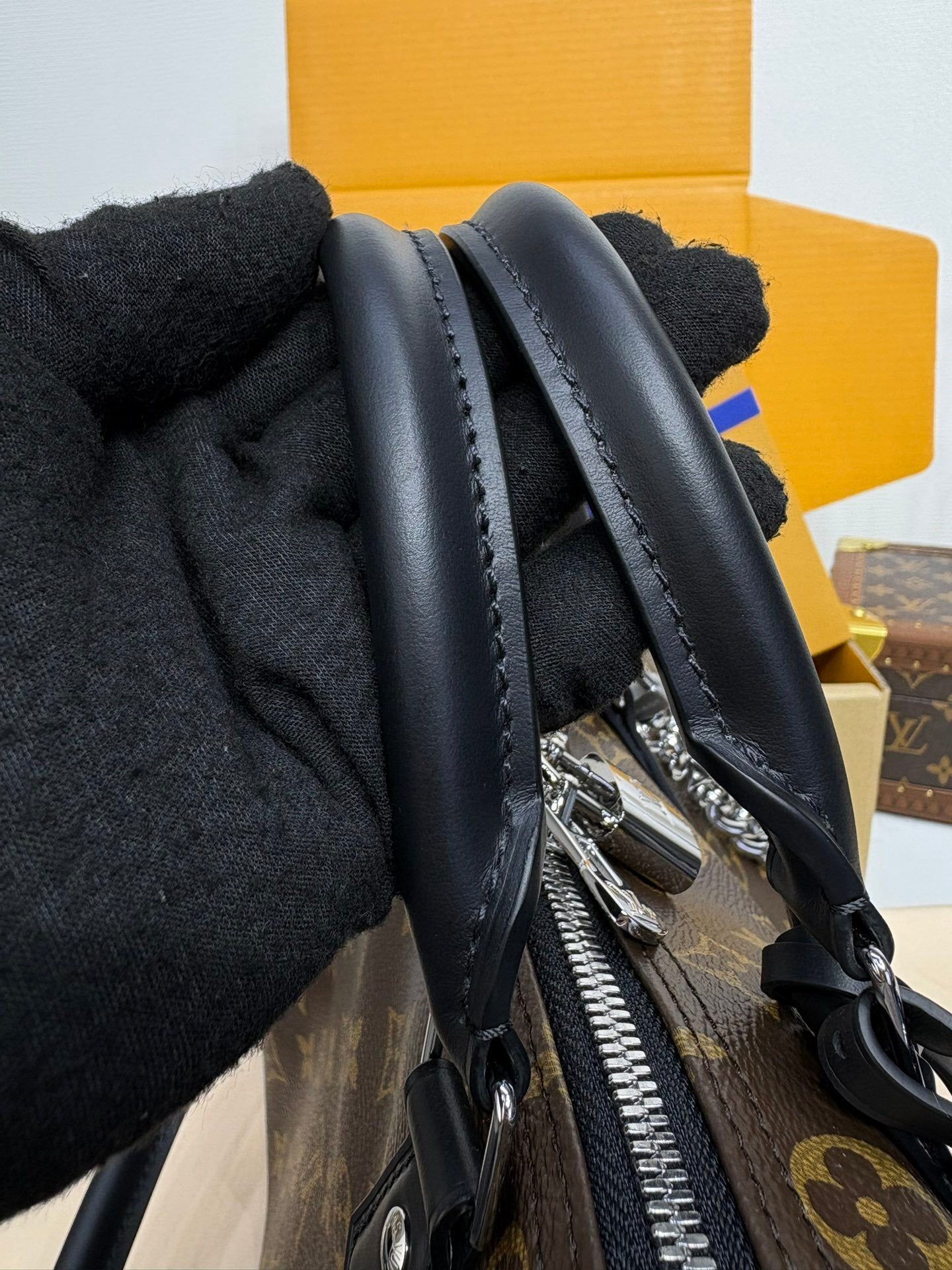 Louis Vuitton Speedy Soft 30 Dark