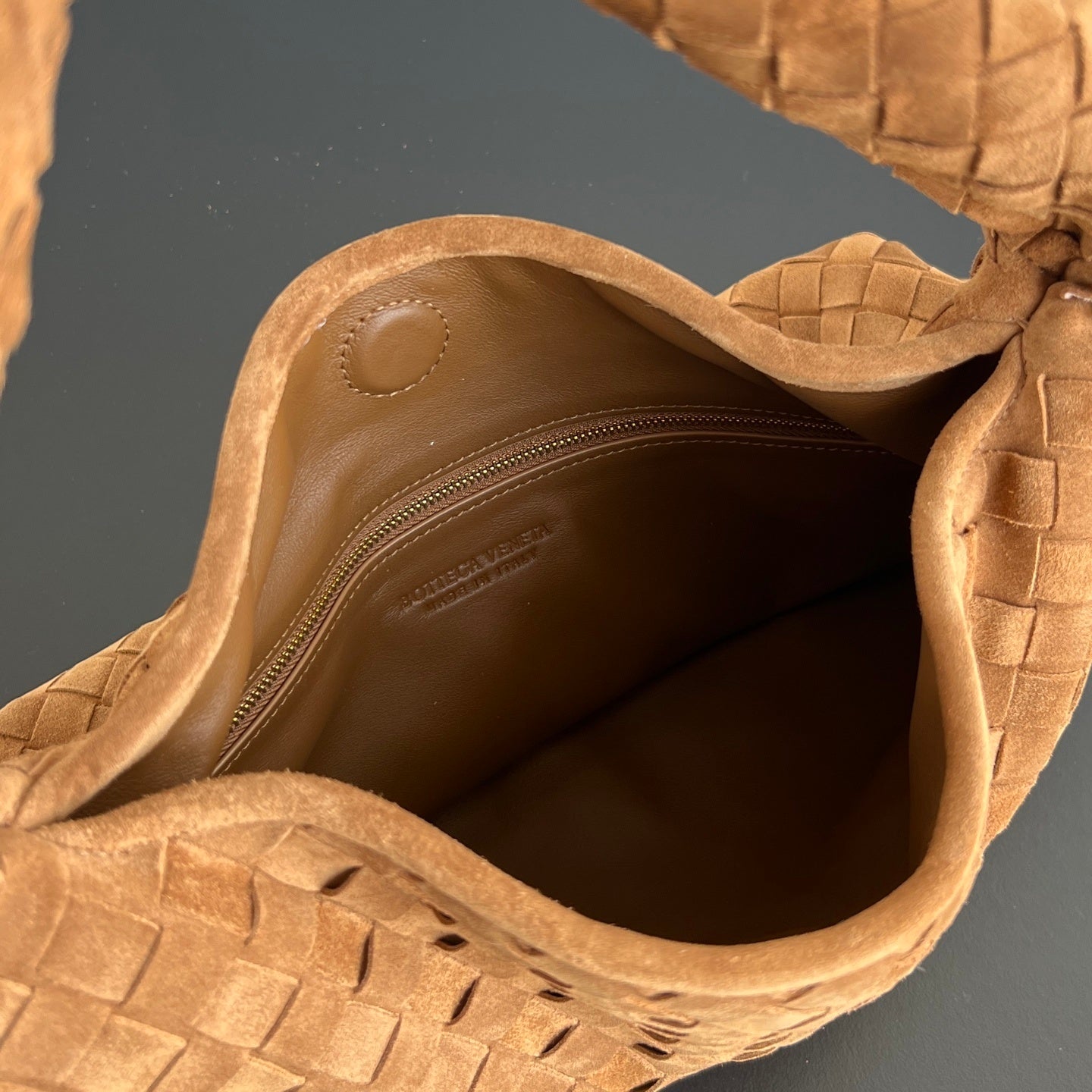 Bottega Veneta Hop Bag (Medium)