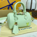 Louis Vuitton Speedy 18 Handbag