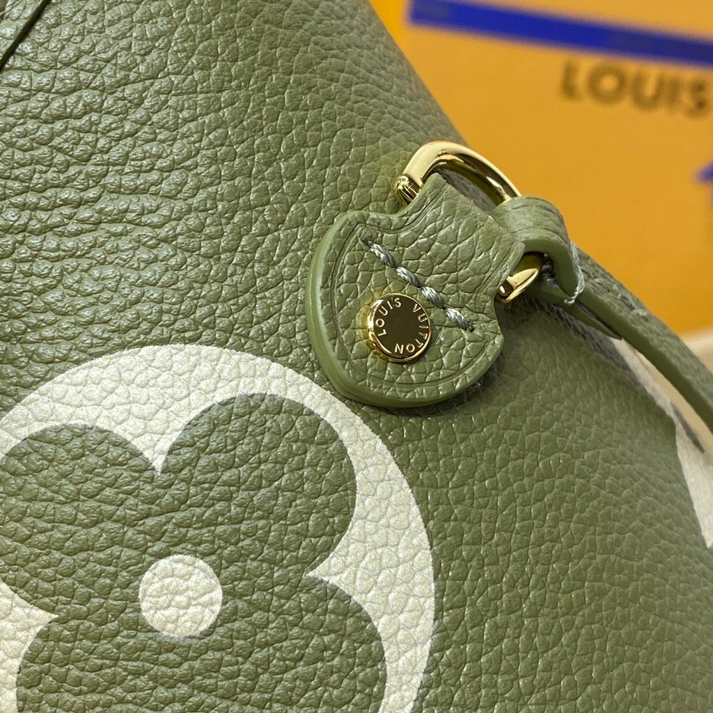 Louis Vuitton Neverfull All-Leather Tote