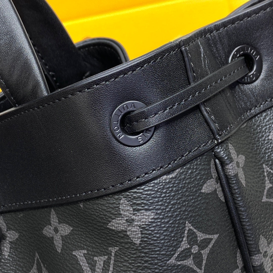 Louis Vuitton Maxi Noé Sling Shoulder Bag