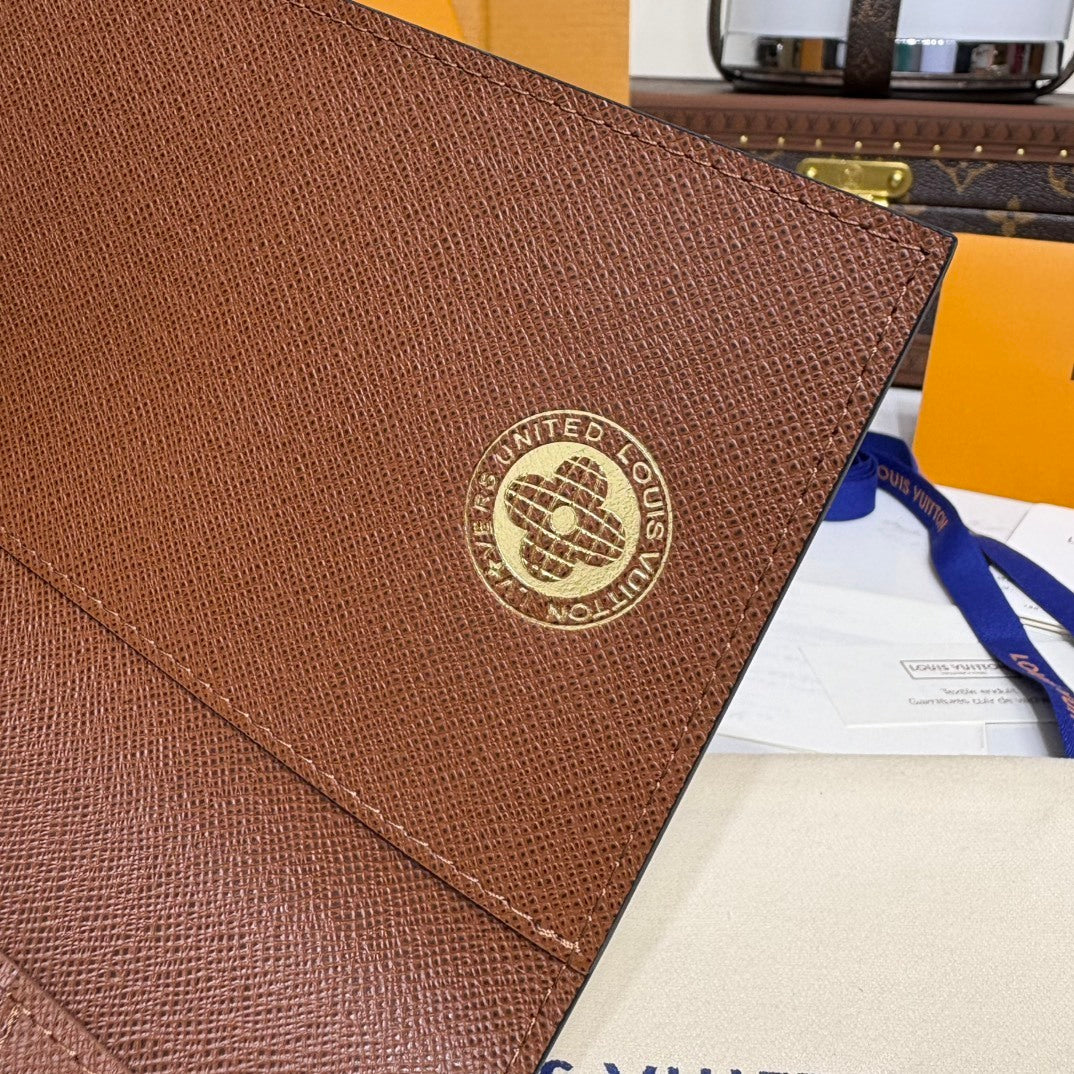 Louis Vuitton Brazza Wallet Vers Damier