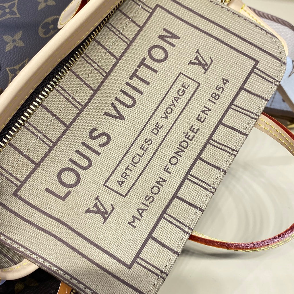Louis Vuitton Neverfull BB Handbag