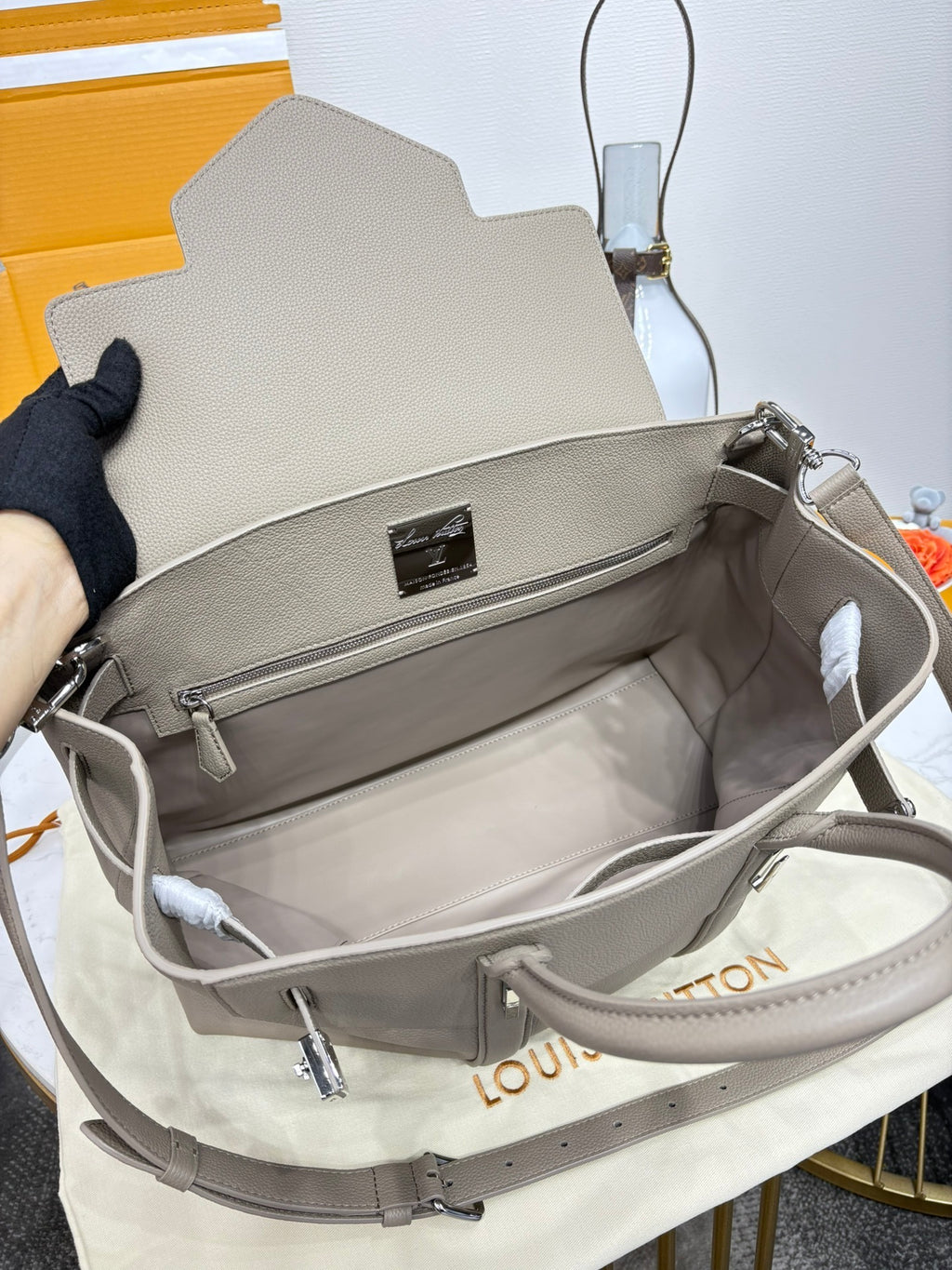 Louis Vuitton Georges Tote Medium