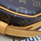 Louis Vuitton Boîte Chapeau Handbag