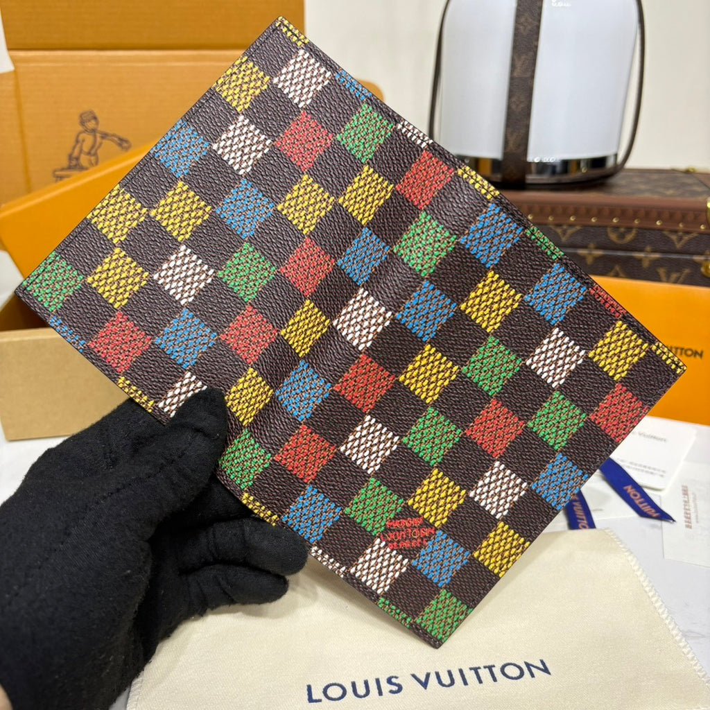 Louis Vuitton Brazza Wallet Vers Damier