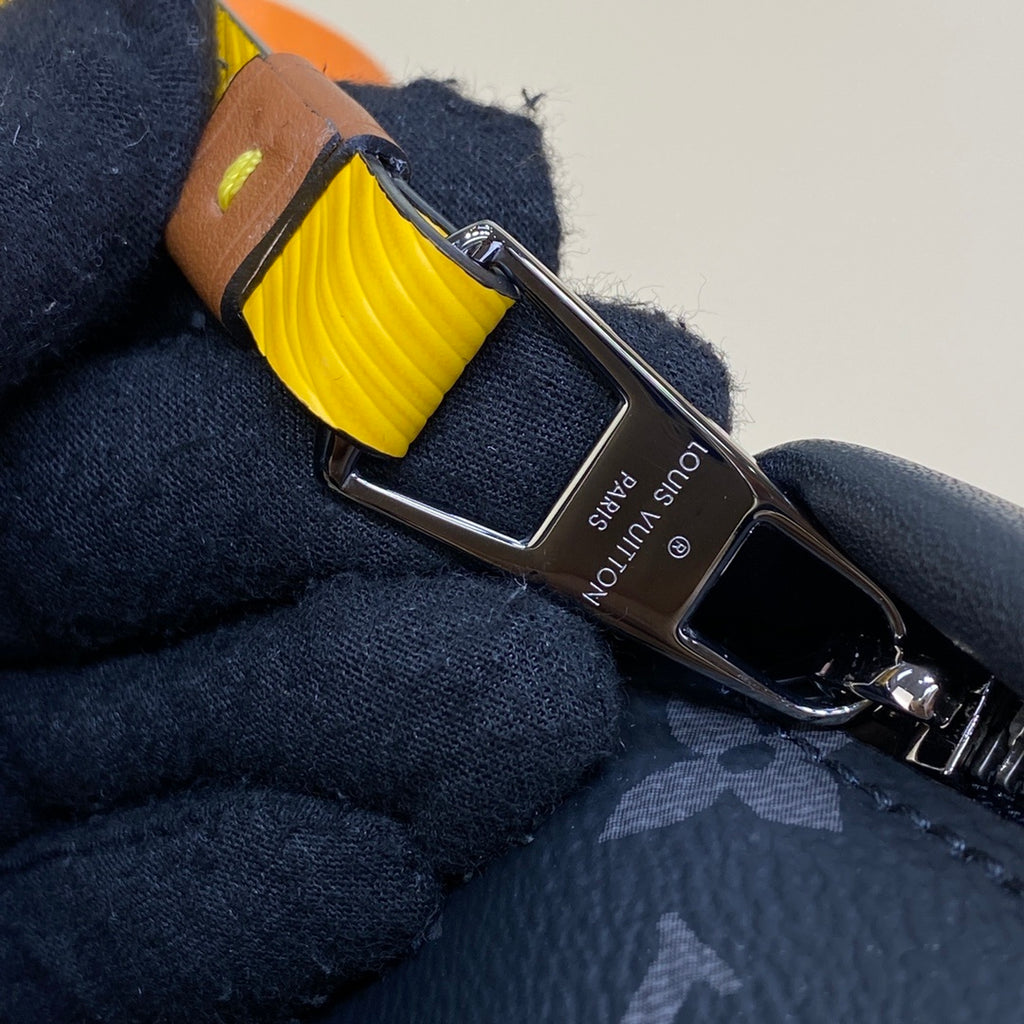 Louis Vuitton Discovery Bumbag (Gaston Labels)