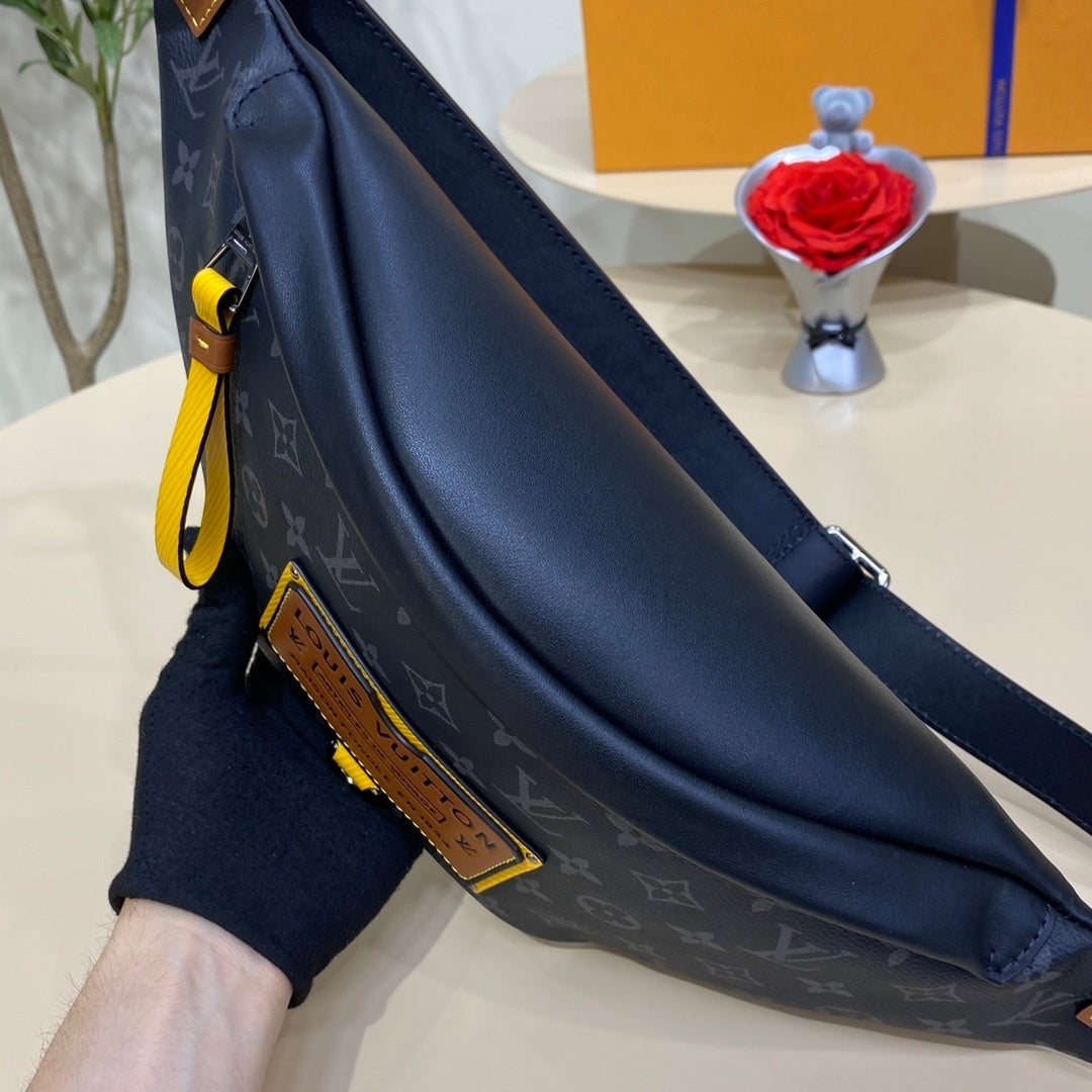 Louis Vuitton Discovery Bumbag (Gaston Labels)