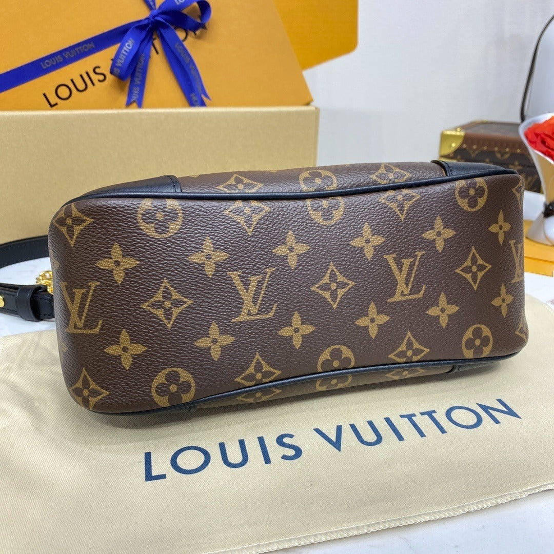 Louis Vuitton Boulogne Handbag