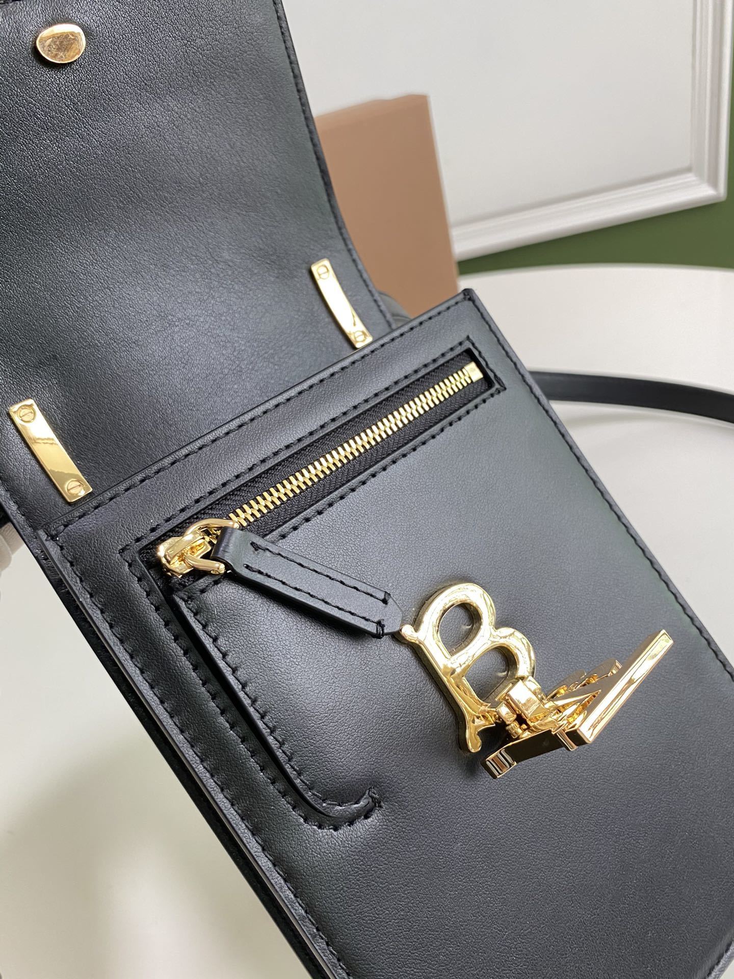 Burberry Robin Bag