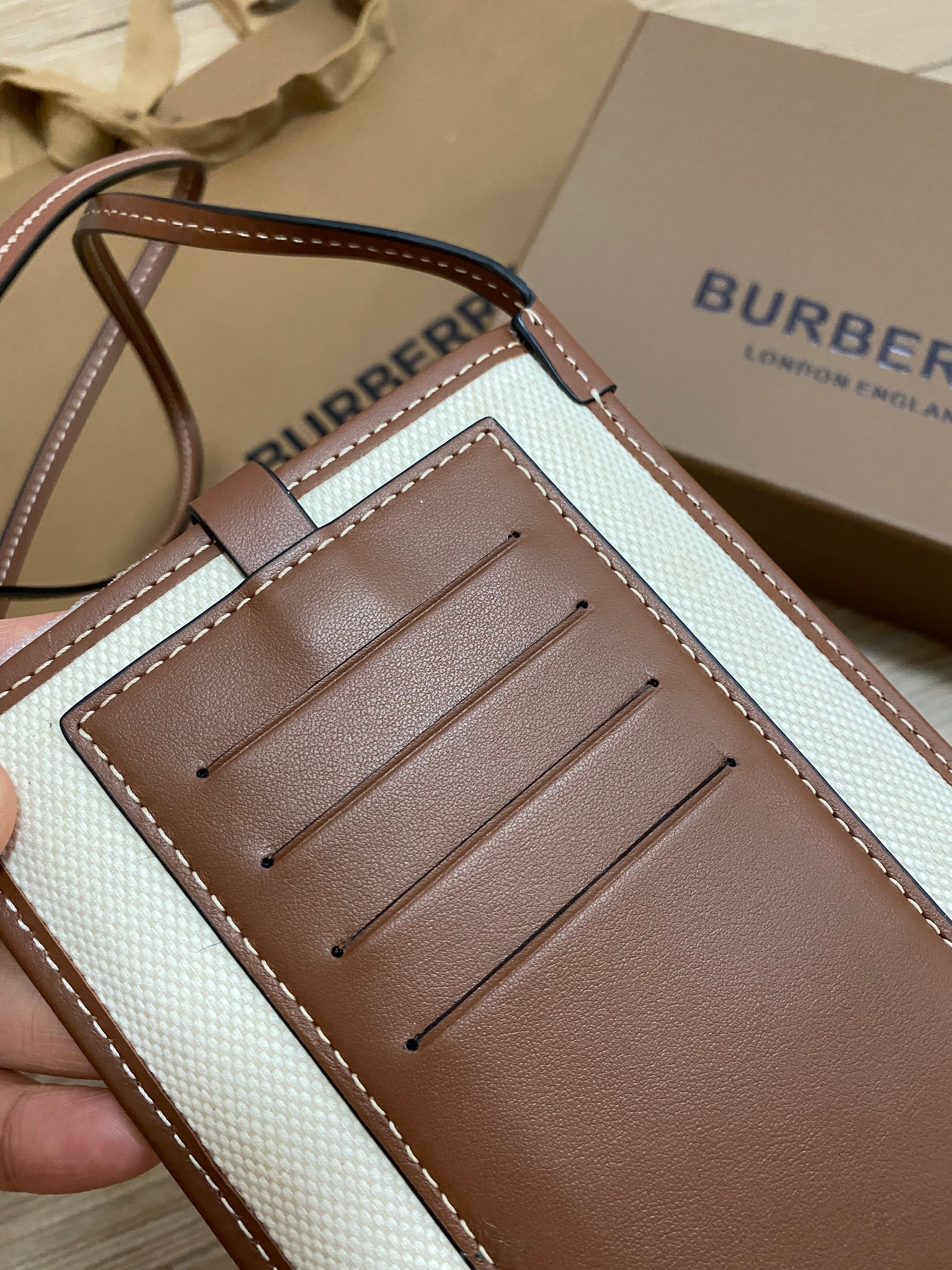 Burberry Phone Pouch