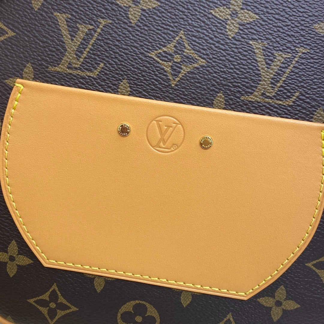 Louis Vuitton Boîte Chapeau Handbag
