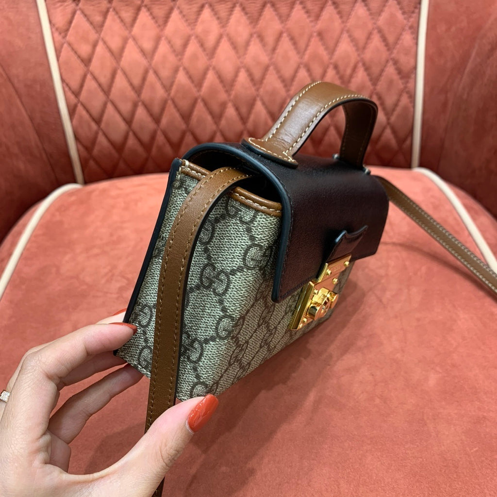 Gucci Shoulder Bag