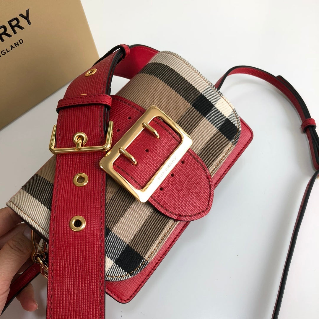 Burberry The Buckle Bag (Small)
