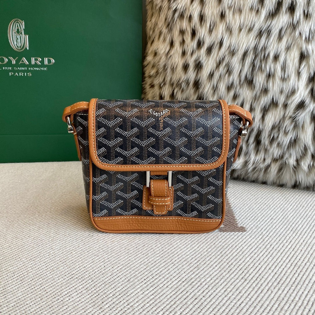 Goyard Beluga Mini Crossbody Bag (Limited Edition)