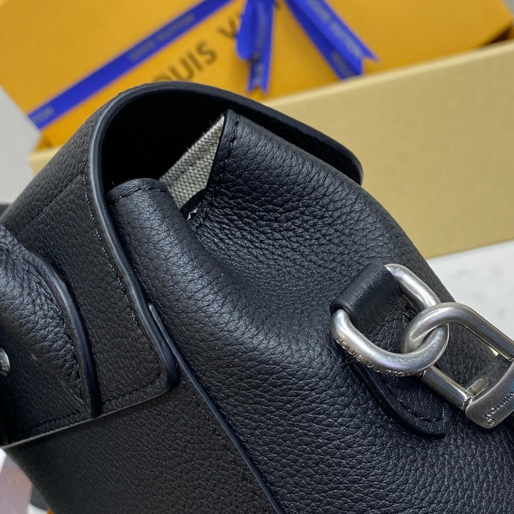 Louis Vuitton Pharrell Williams Steamer 15