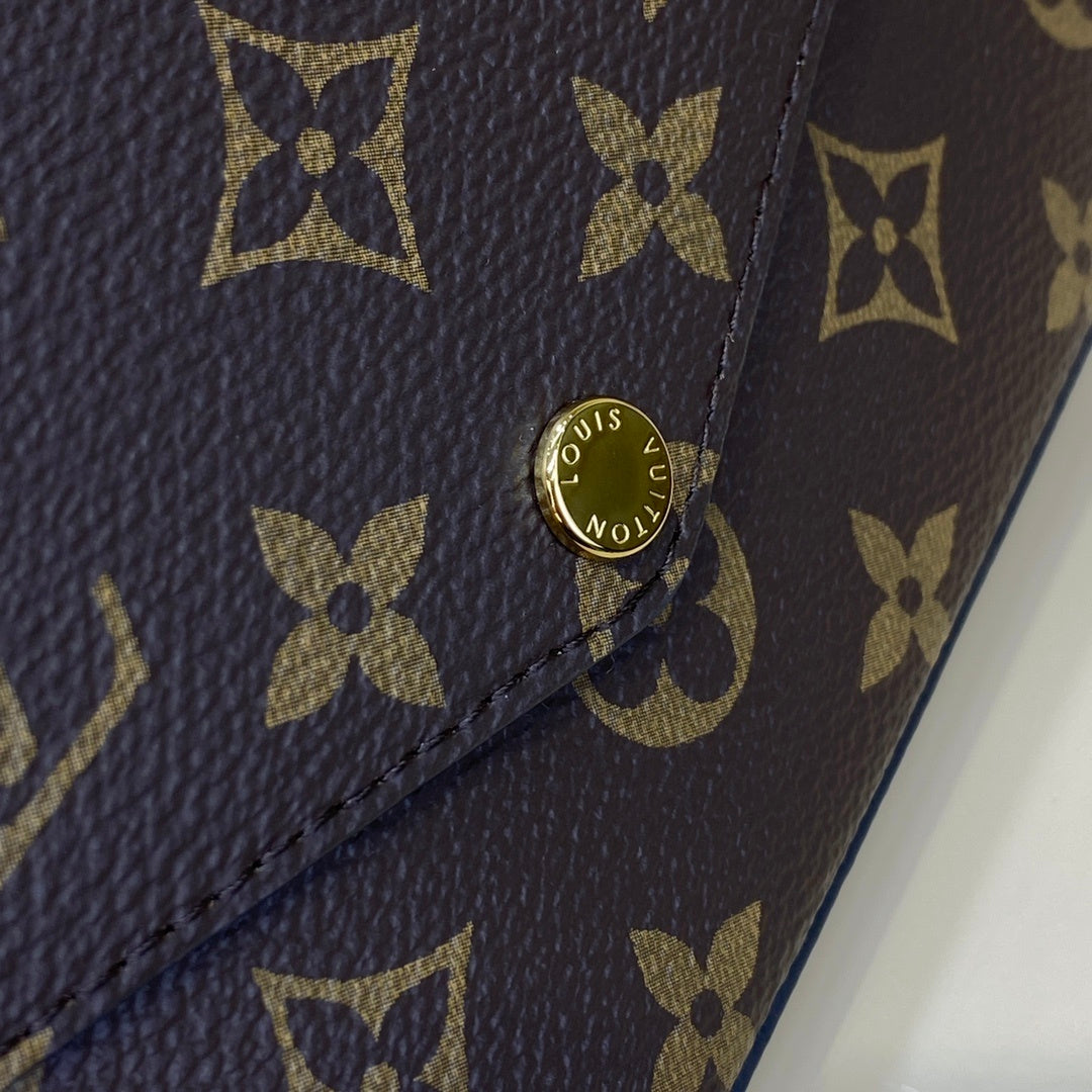 Louis Vuitton Pochette Félicie Handbag