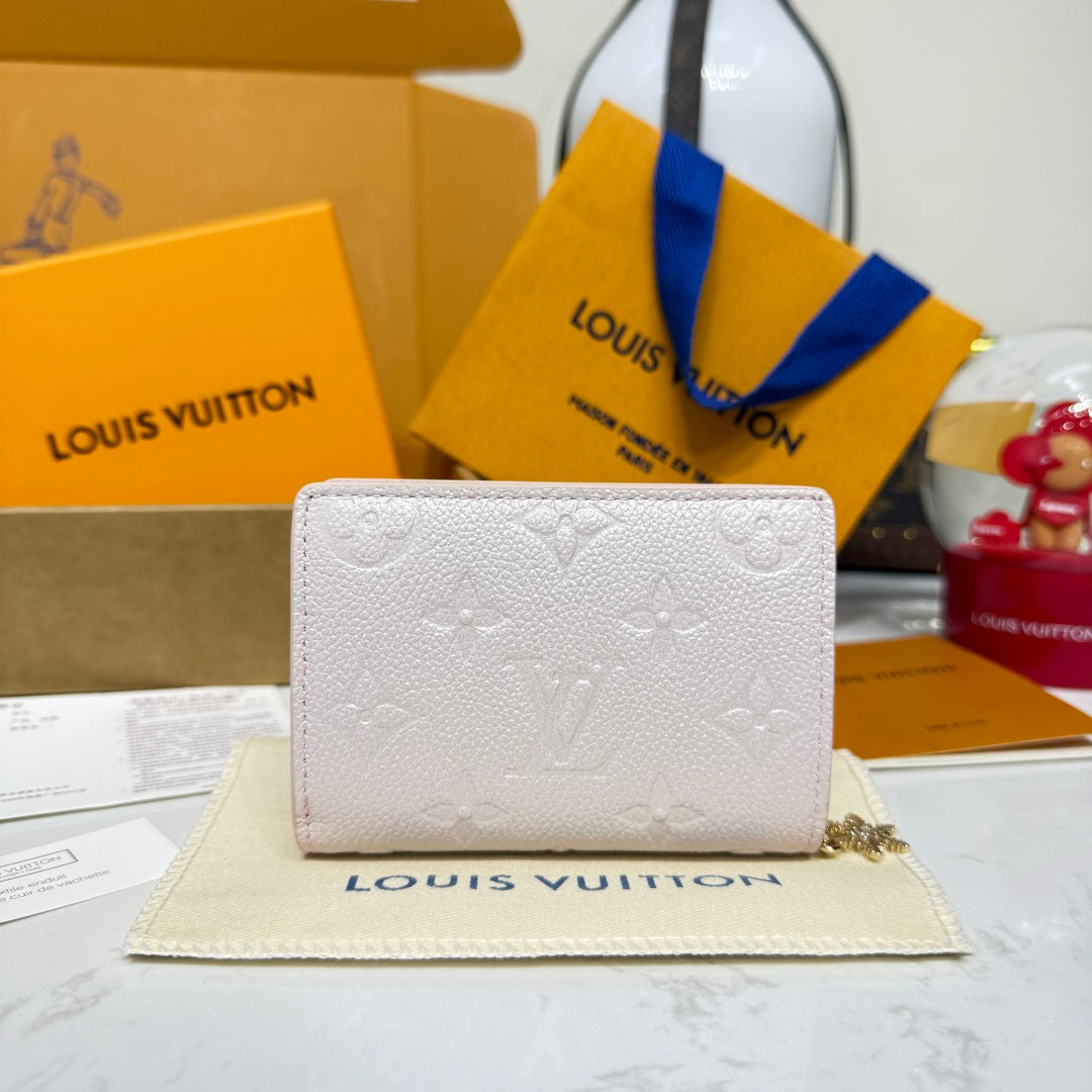 Louis Vuitton Cléa Wallet