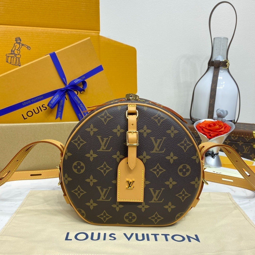 Louis Vuitton Boîte Chapeau Handbag