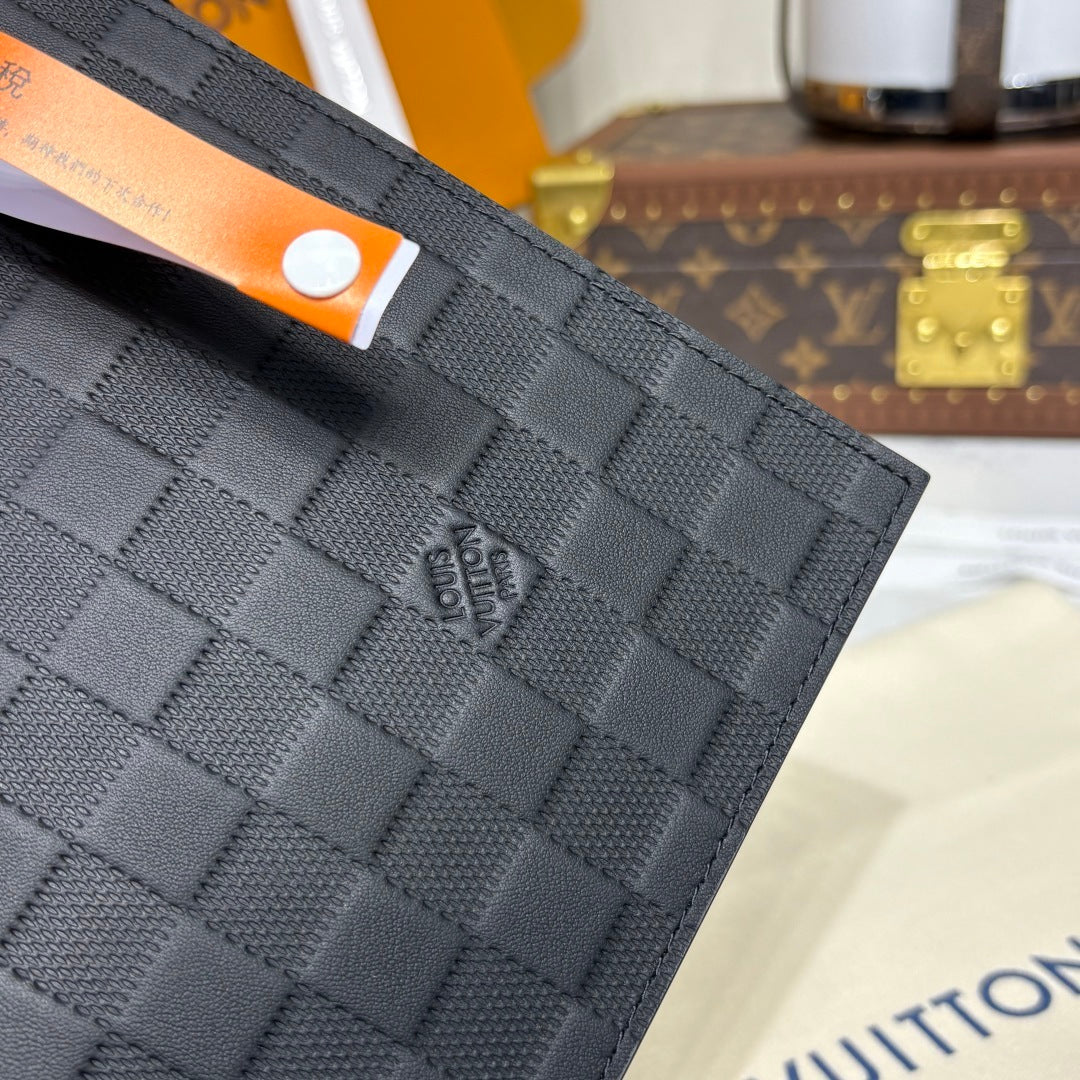 Louis Vuitton Standing Pouch