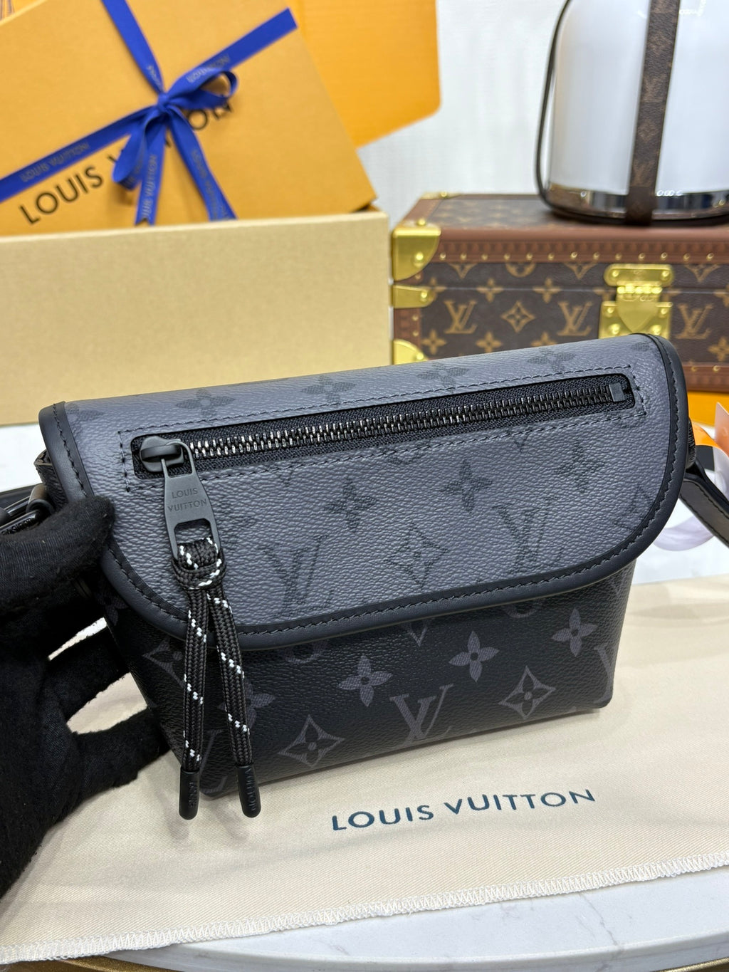 Louis Vuitton Pulse Mini Handbag