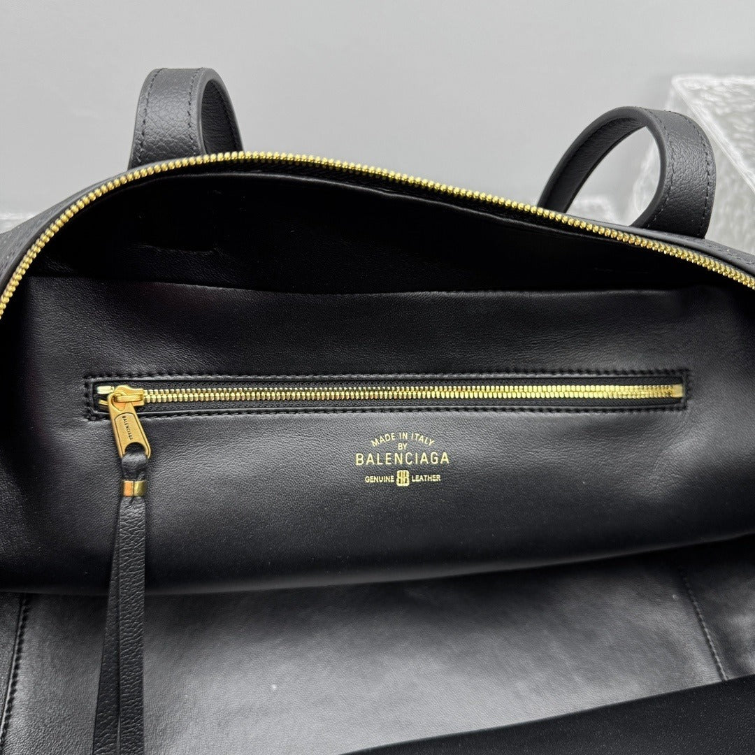 Balenciaga Carrie Bowling Bag Large