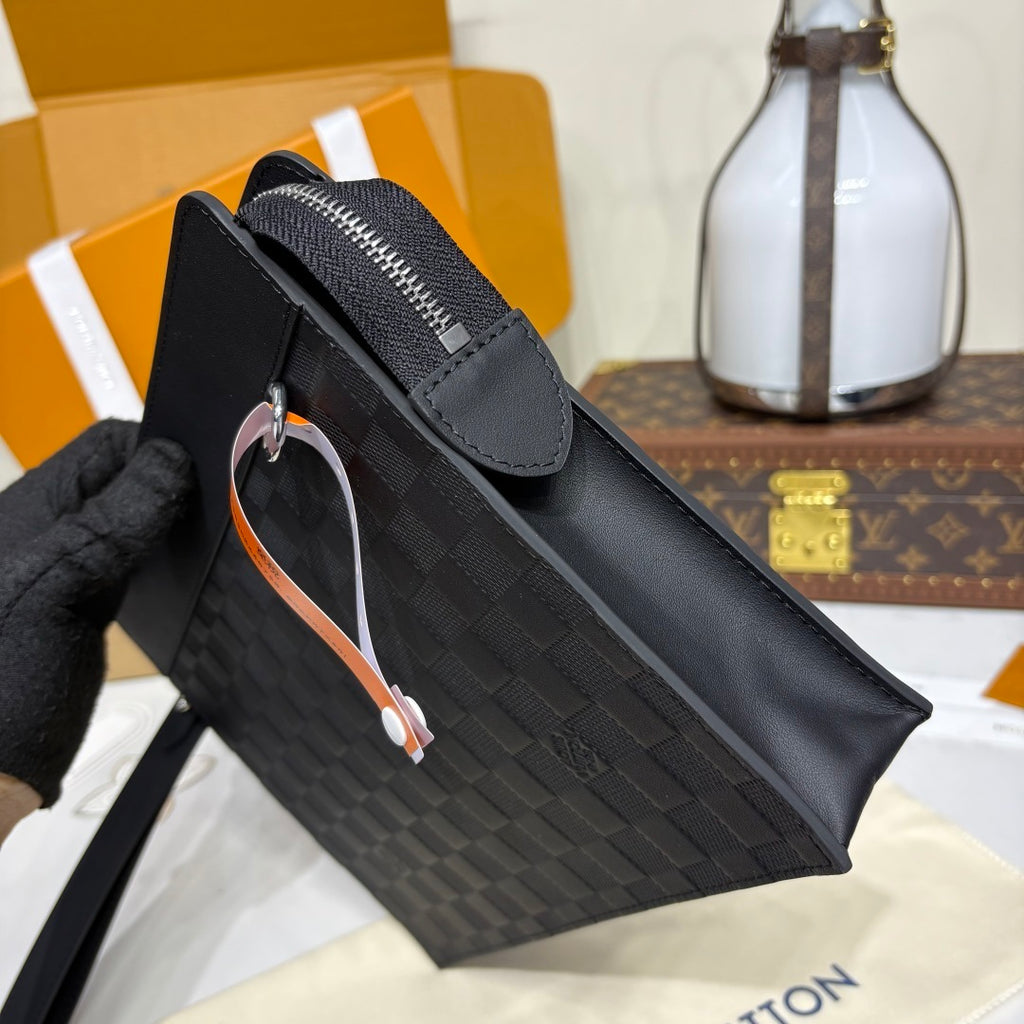Louis Vuitton Standing Pouch