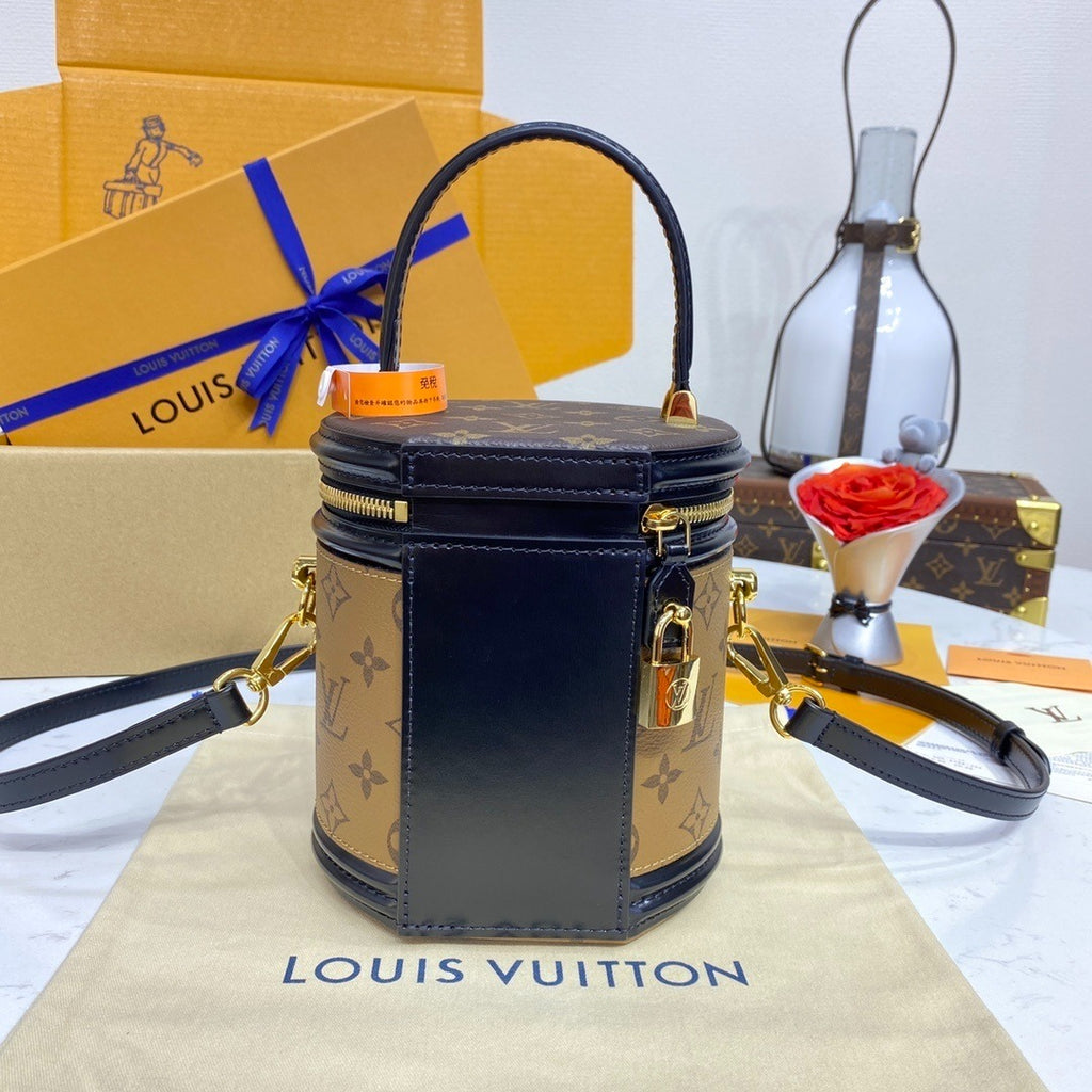 Louis Vuitton Lanity Bucket Bag