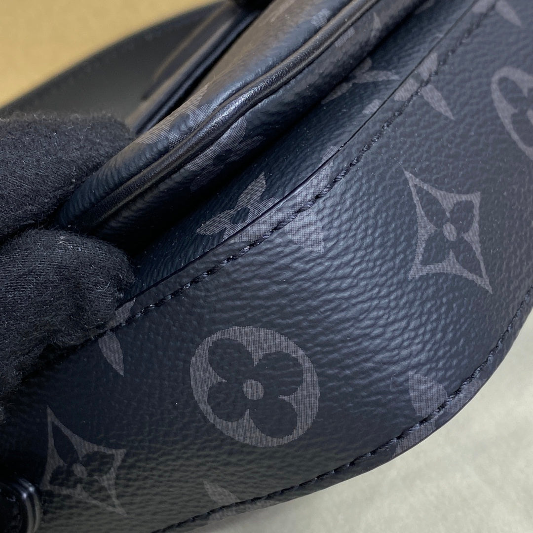 Louis Vuitton Montsouris Mini Handbag
