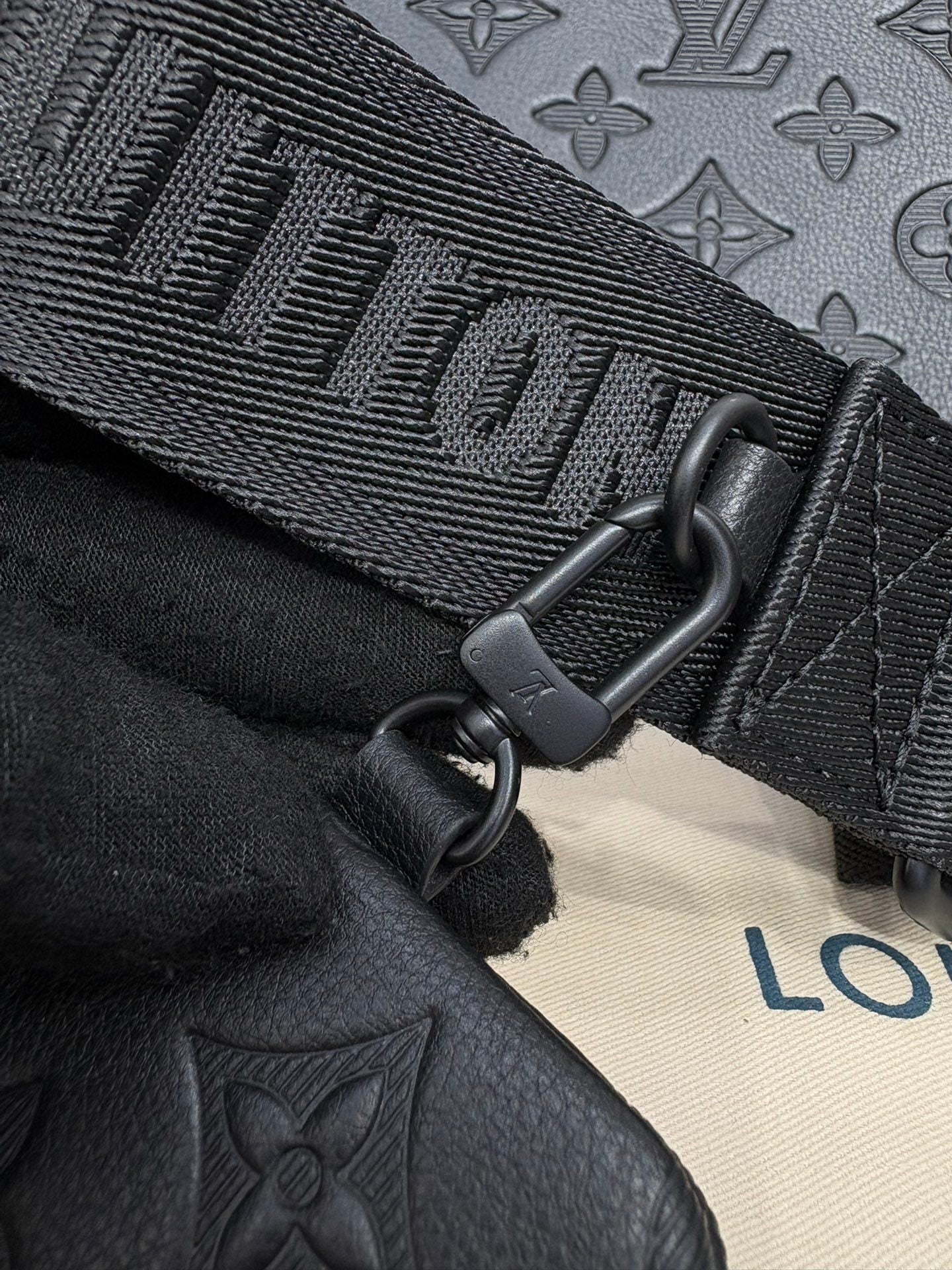 Louis Vuitton Trio Messenger Bag