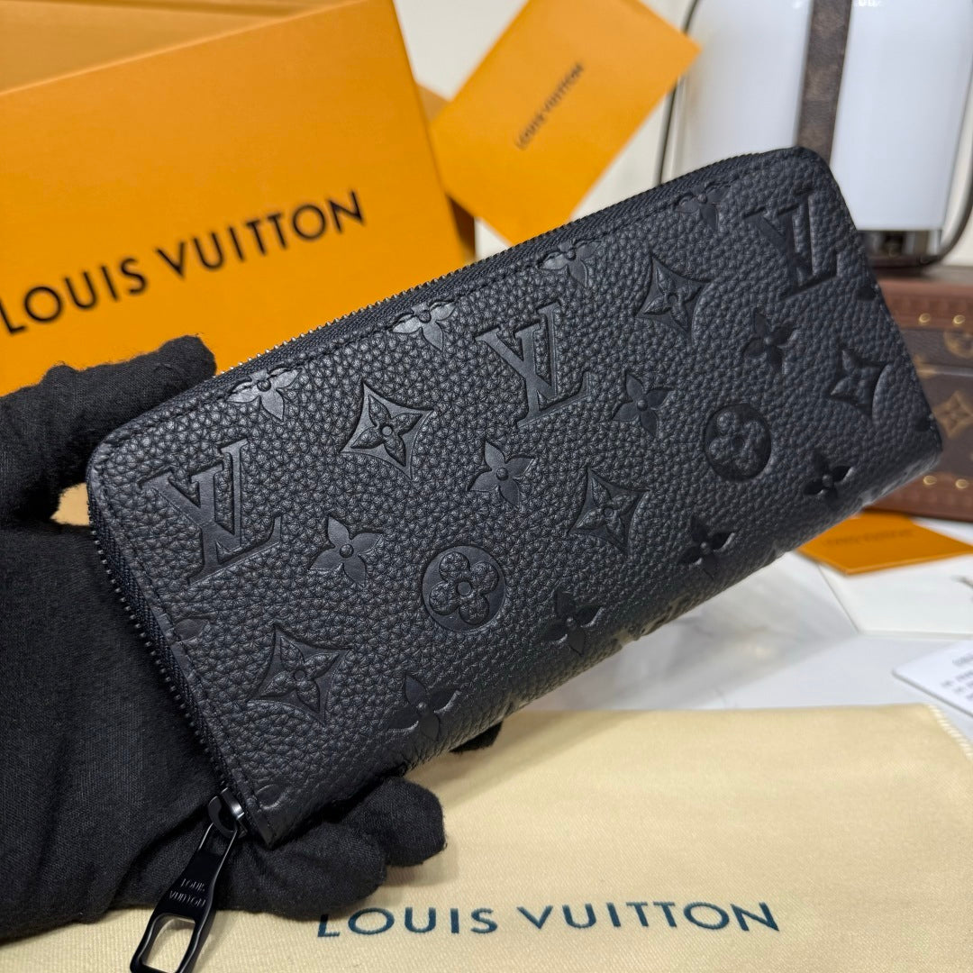 Louis Vuitton Zippy Vertical Wallet