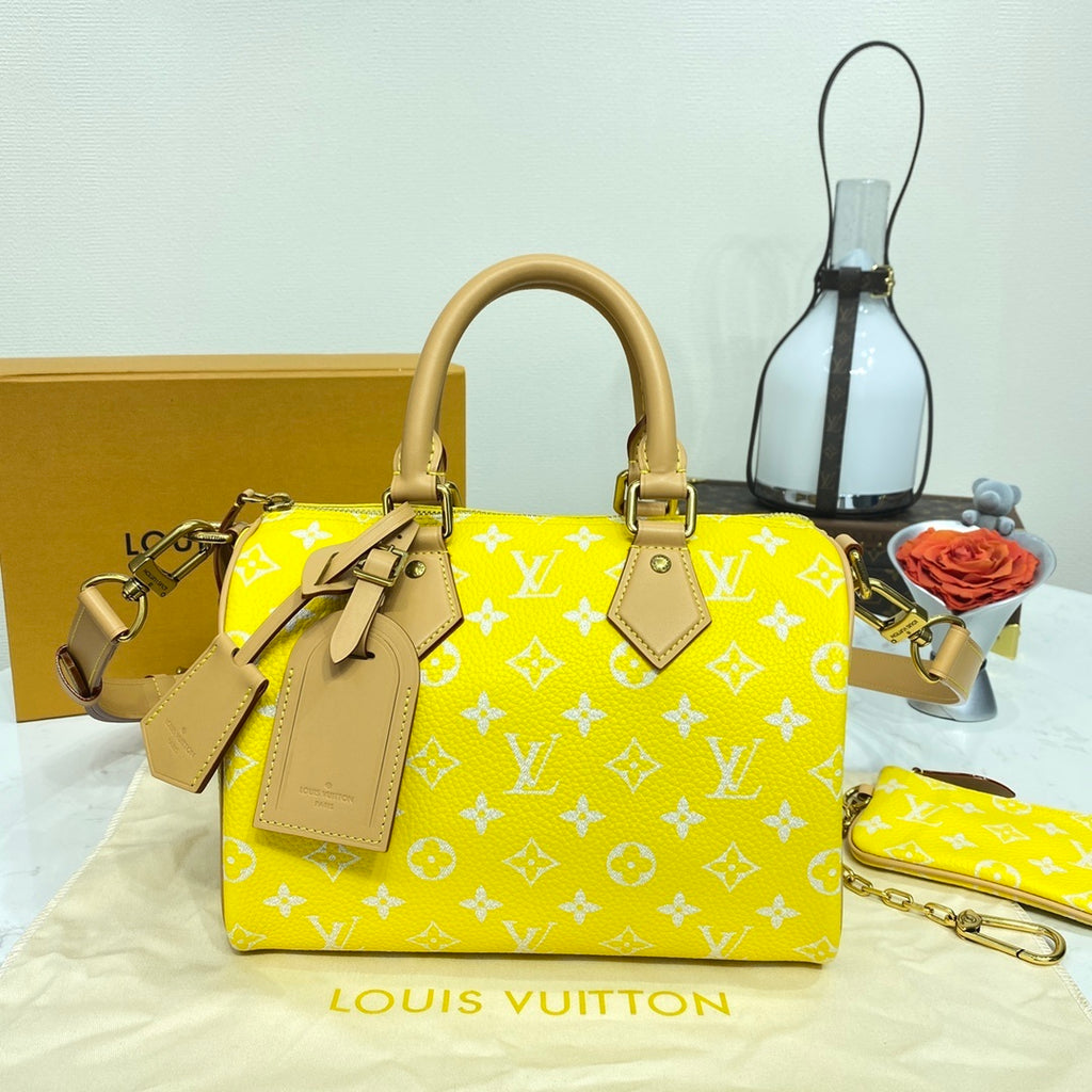 Louis Vuitton Speedy Bandoulière 25 Monogram Leather