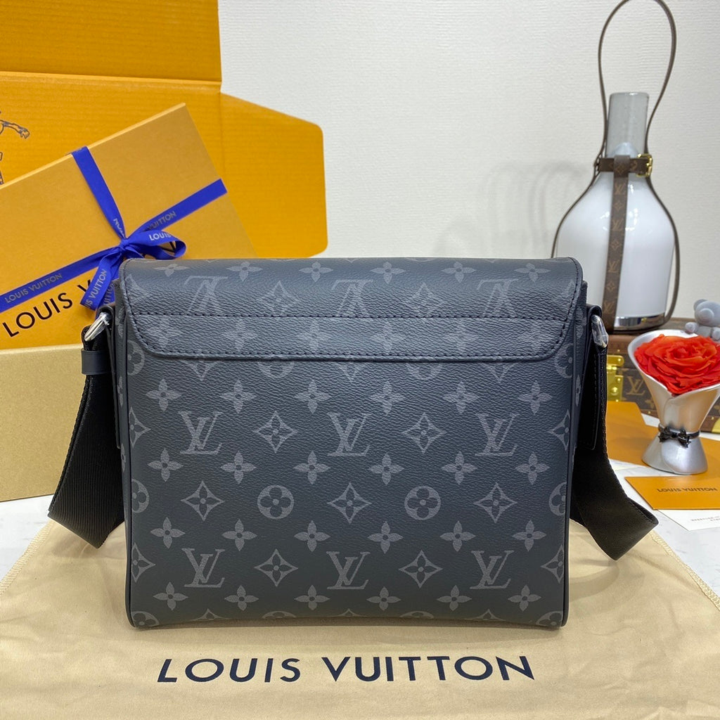 Louis Vuitton District Shoulder Bag