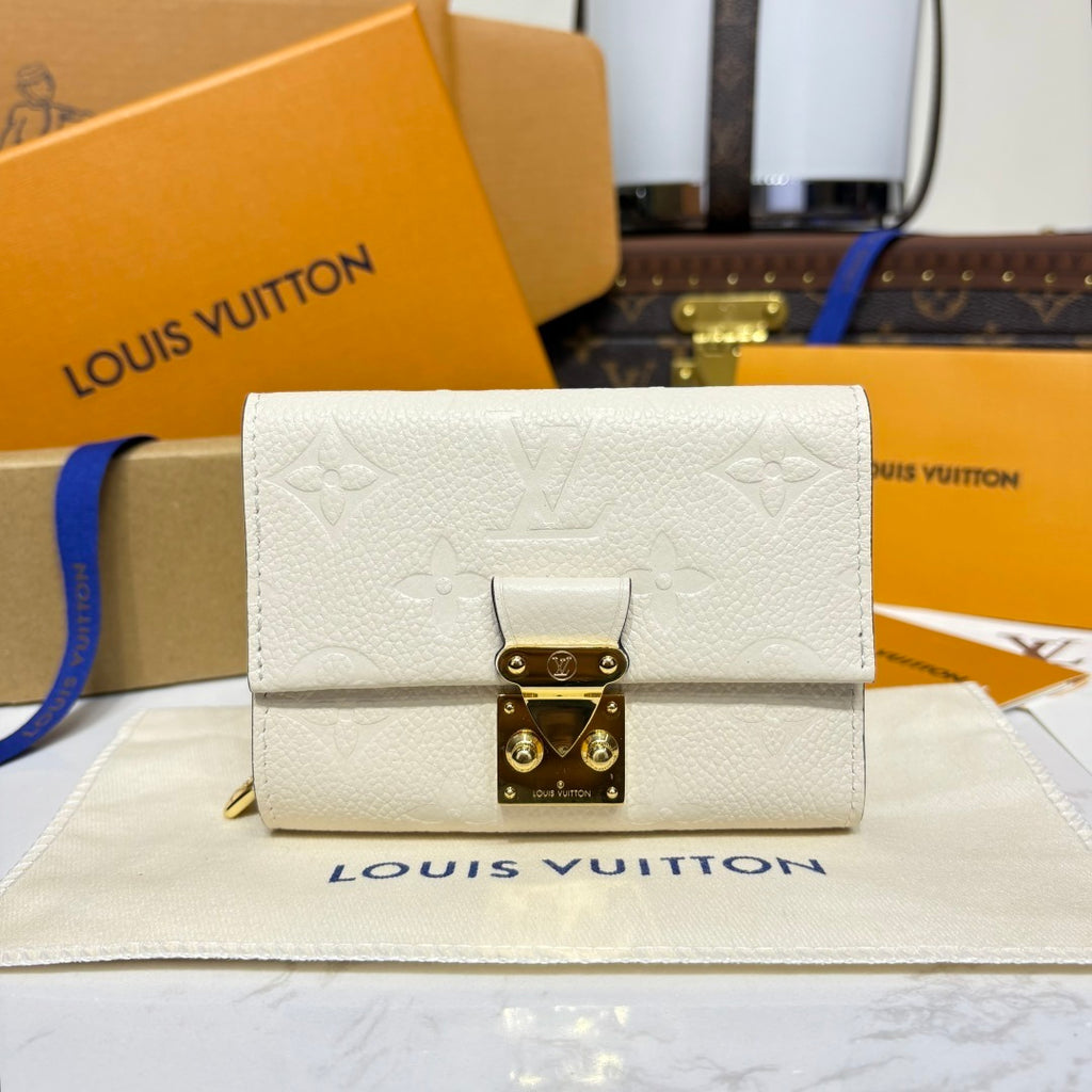 Louis Vuitton Métis Wallet