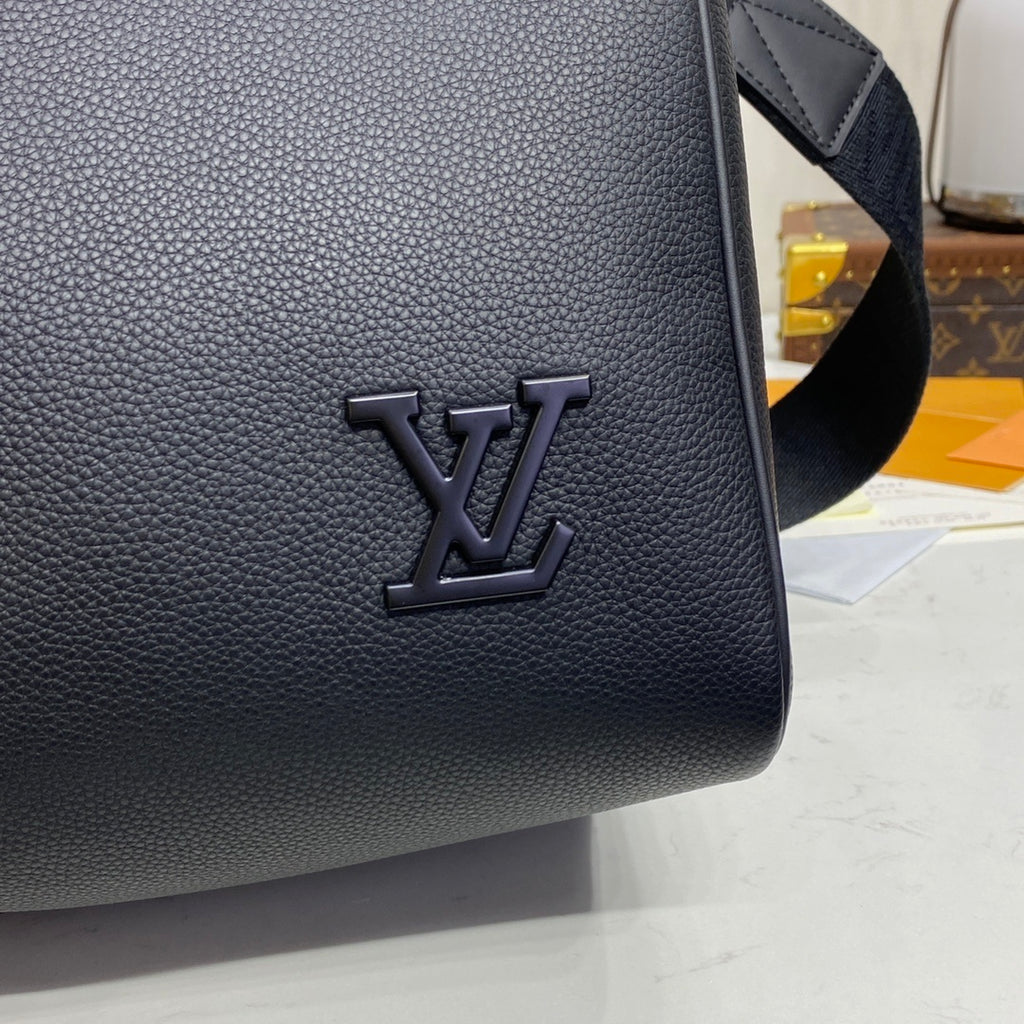 Louis Vuitton Keepall Bandoulière 50 Travel Bag